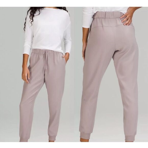 lululemon athletica Pants - Lululemon on the fly grey jogger size 4